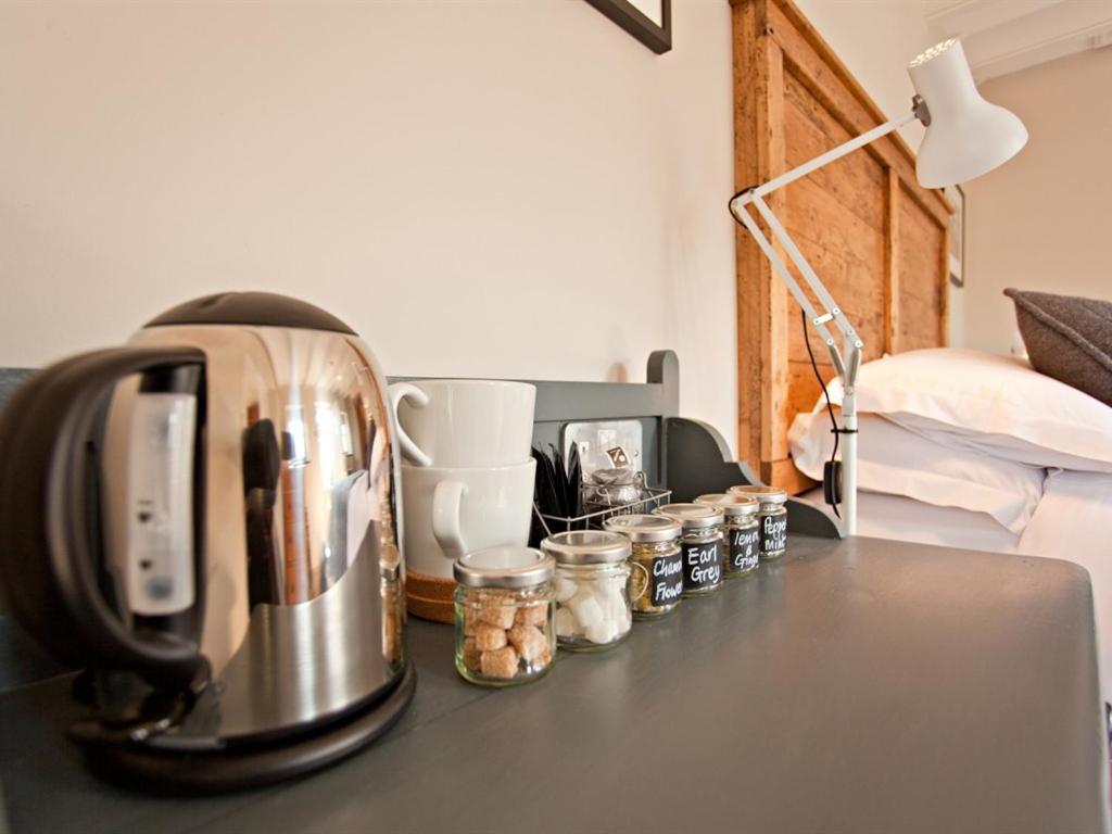 Grove Park Bed & Breakfast Нюпорт Екстериор снимка